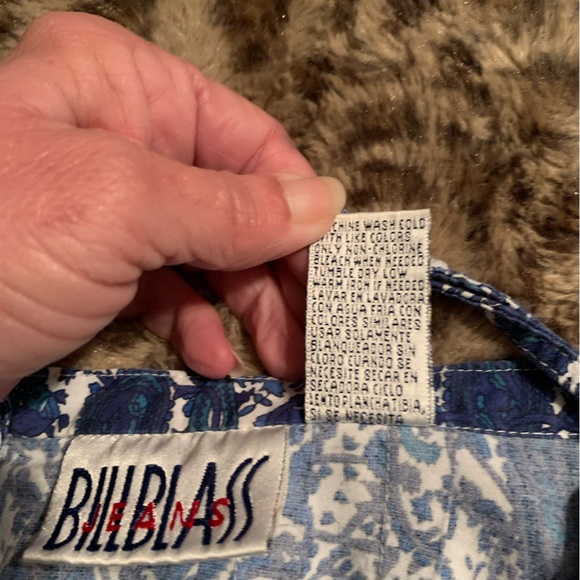 Sz 6 skirt, slit on side - Picture 6 of 7